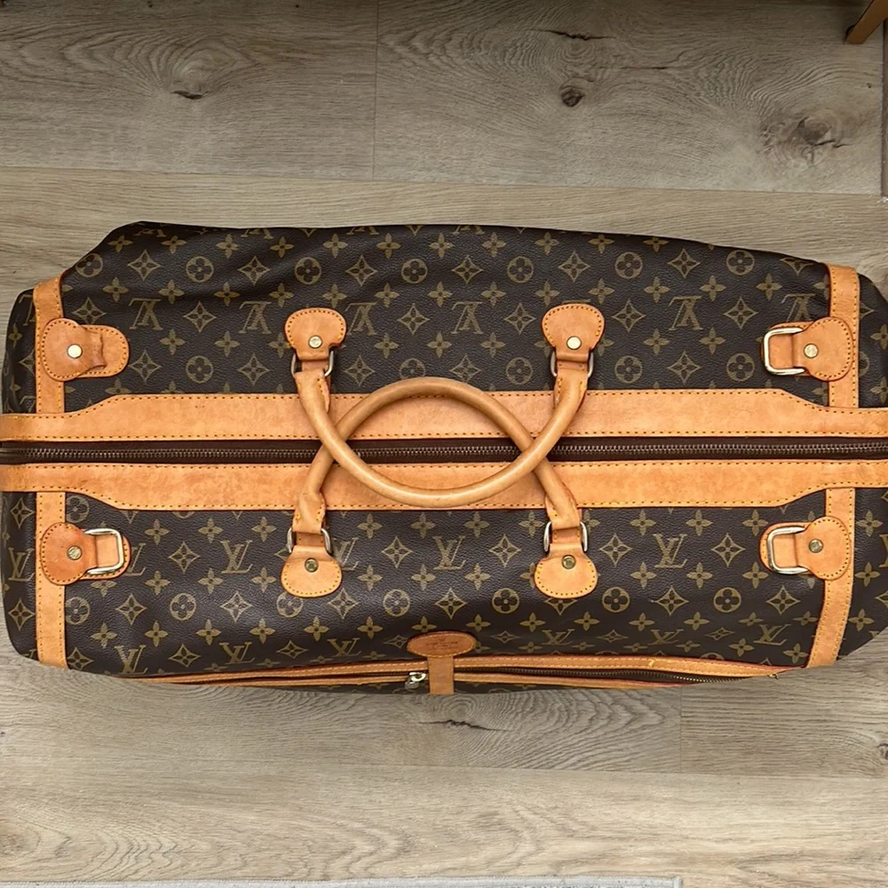 Vintage Louis Vuitton Travel Bag - Picture 2 of 13